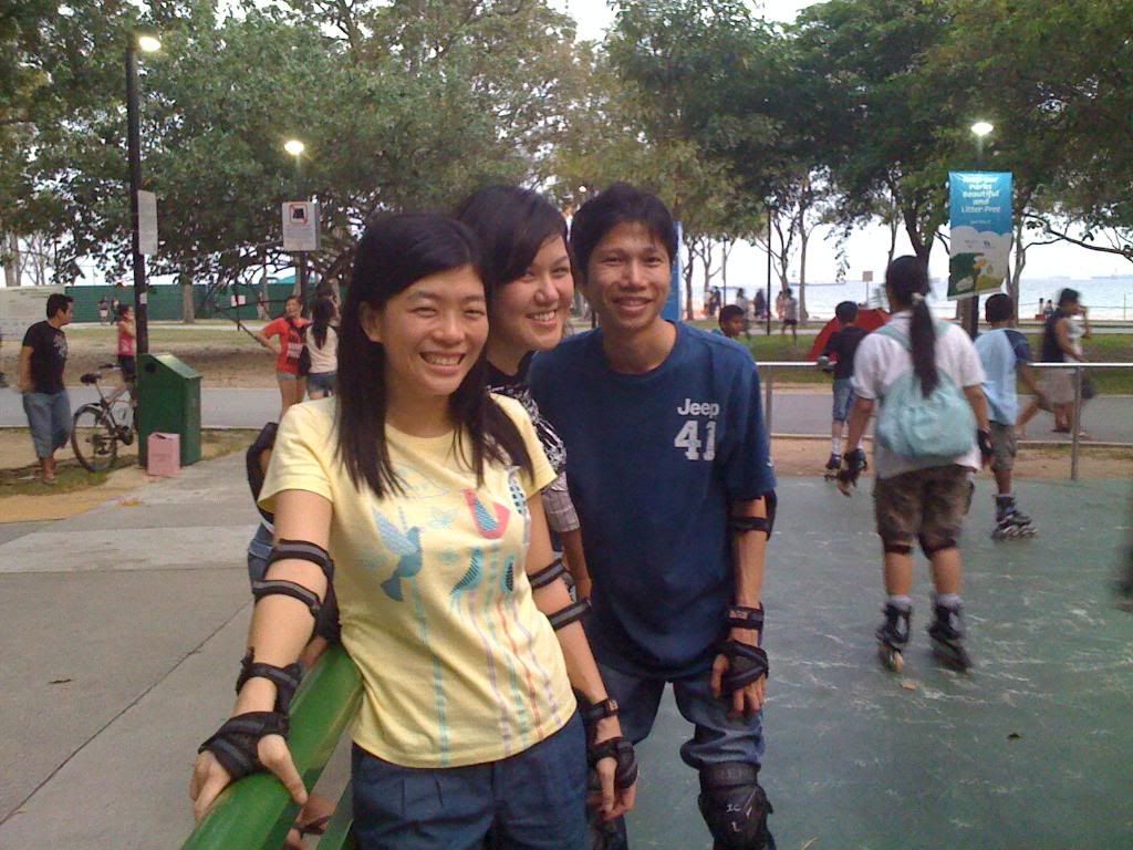 Girls & Foo The pros at work posing. Yes, we stayed on the kiddie path!