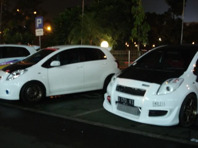 Yaris Putih