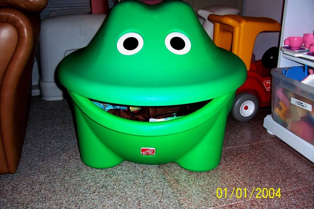 little tikes frog toy box