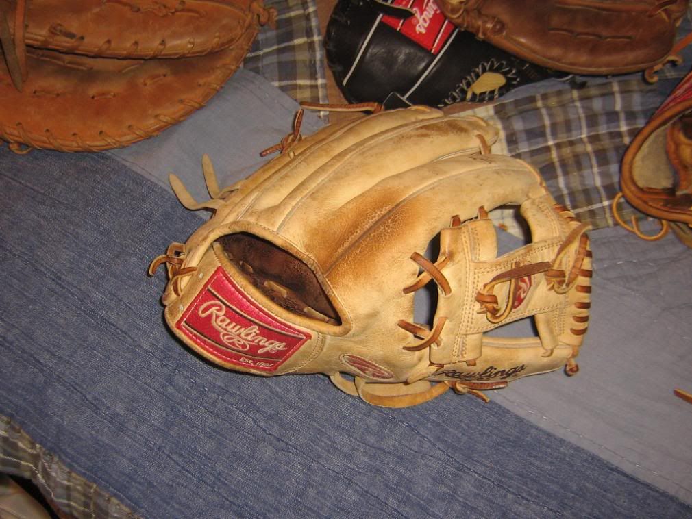 pro issue baseball gloves