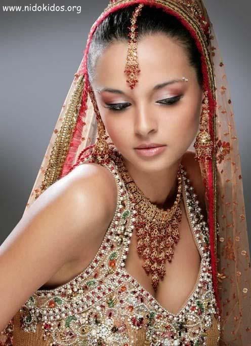 bollywood bridal makeup. Indian Bridal Makeup With