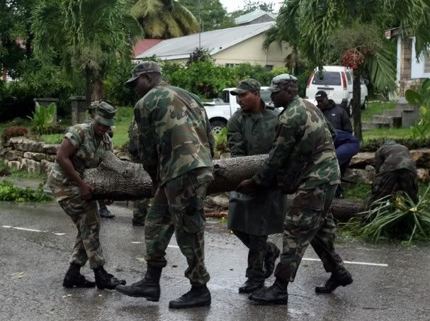 Antigua weather and general information about the Caribbean islands of Antigua and Barbuda. Current and forecast weather conditions for Antigua including