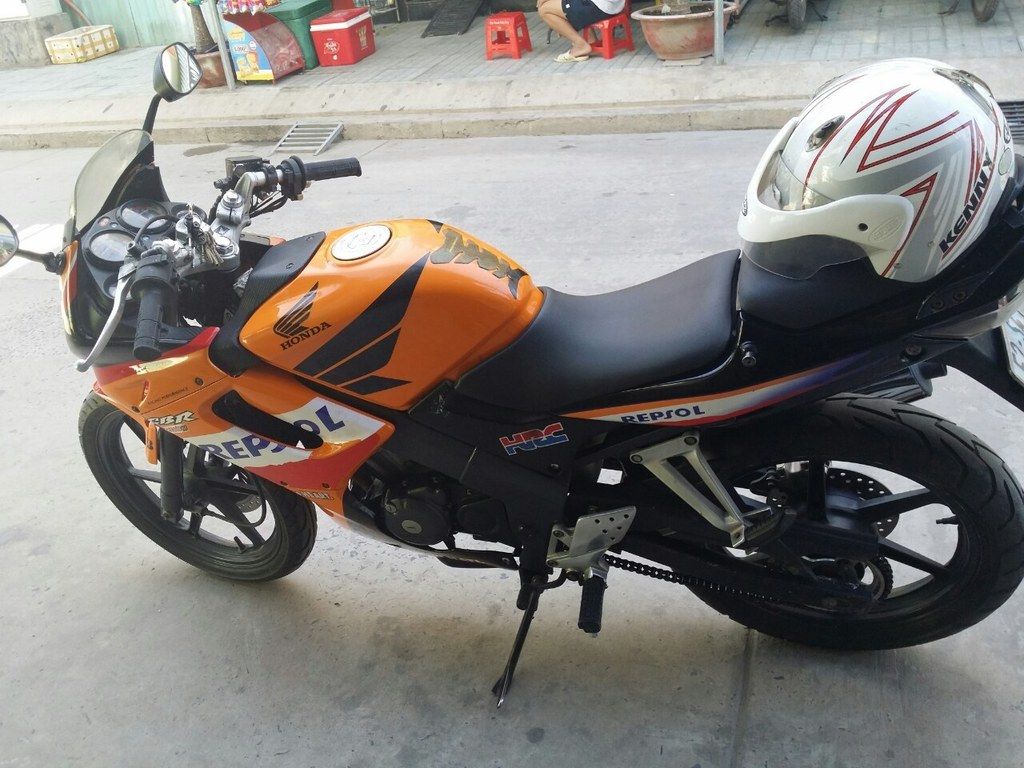 Cần ra đi em CBR 150 2009 Repsol giá rẻ! - 1