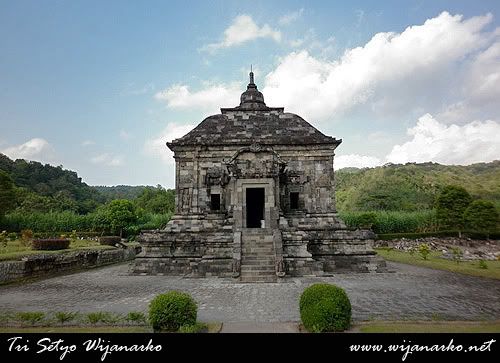 Candi Banyunibo Candi Banyunibo
