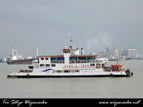 Kapal Ferry Selat Madura Kapal Ferry Selat Madura