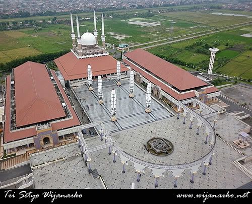 Masjid Agung Jawa Tengah Masjid Agung Jawa Tengah