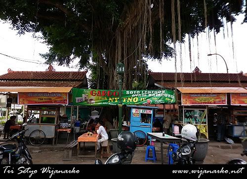 Rujak Es Krim Pura Pakualaman Rujak Es Krim Pura Pakualaman