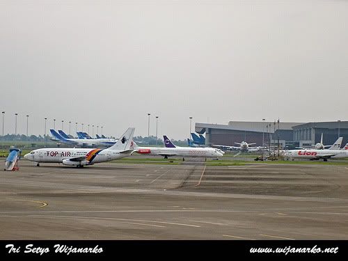 Sriwijaya Air Boeing 737-200 Jakarta-Lampung Sriwijaya Air Boeing 737-200 Jakarta-Lampung