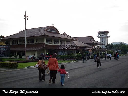 Bandara Radin Intan II-Bandar Lampung Bandara Radin Intan II-Bandar Lampung