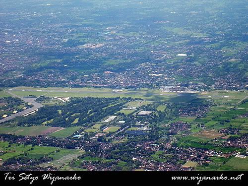 Wings Air ATR 72-500 Surabaya-Yogyakarta Wings Air ATR 72-500 Surabaya-Yogyakarta