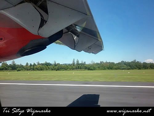 Wings Air ATR 72-500 Surabaya-Yogyakarta Wings Air ATR 72-500 Surabaya-Yogyakarta
