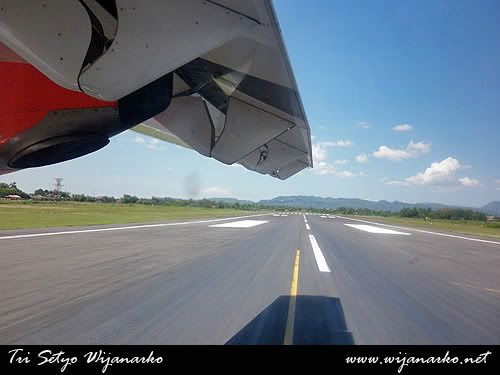 Wings Air ATR 72-500 Surabaya-Yogyakarta Wings Air ATR 72-500 Surabaya-Yogyakarta