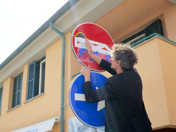 Street Art by Clet Abraham