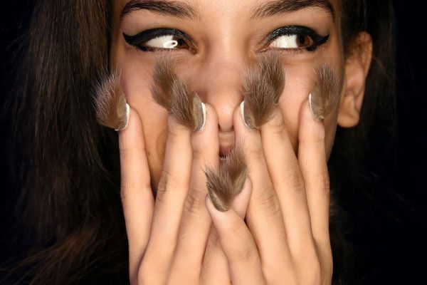 Furry Finger Nails Is the Trend Now