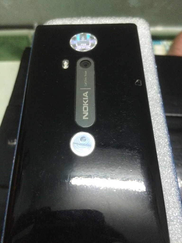 Nokia N9 Black 64 GB chính hãng TGDD còn đẹp - 1