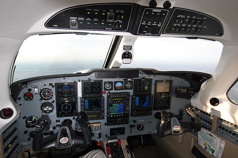 62wmcockpit.jpg