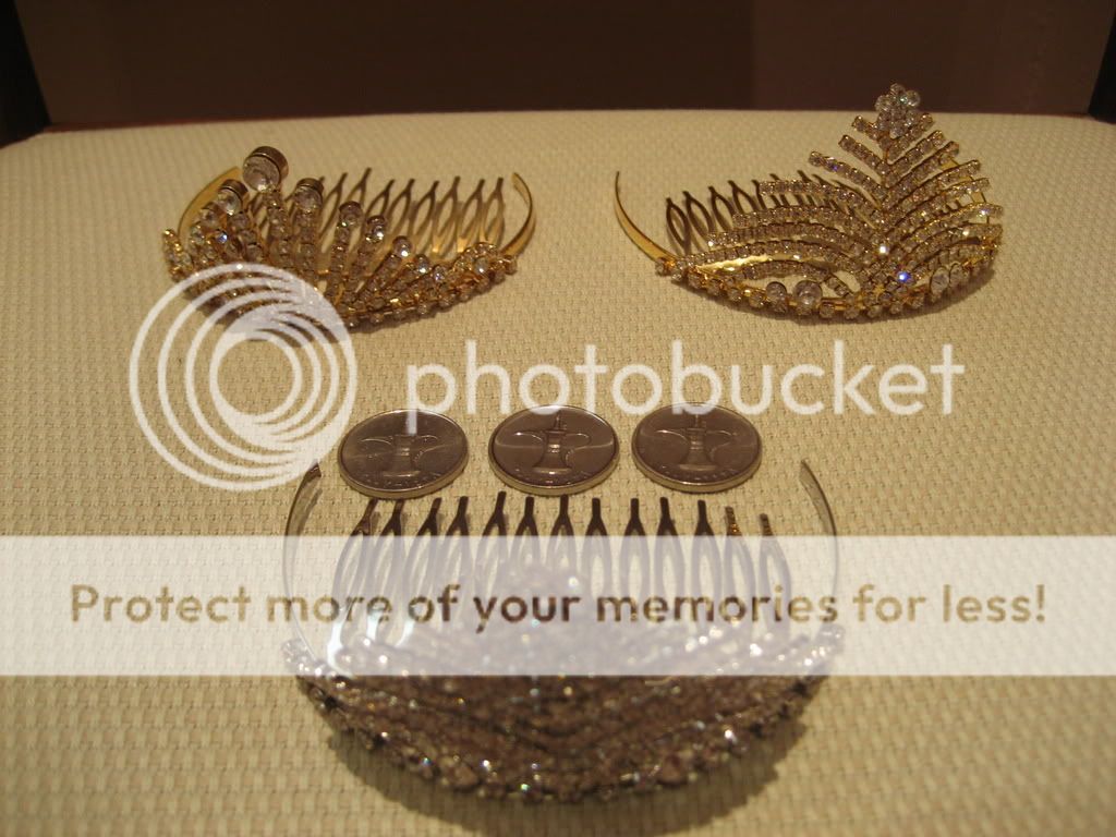 عندج مناسبة وبعدج تدورين على تاج او طوق